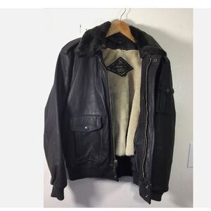 🌹HOST PICK🌹VINTAGE 1980sFLYING ACE STEER LEATHER DOUBLE LINED G-2 BOMBER/SZ32
